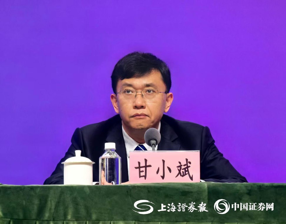 工业和信息化部:人形机器人产量有望突破10万台